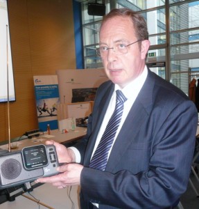 Uniwave SA, CEO, Patrick Leclerc, with the receiver holding the Di-Wave 100. Photo courtesy of DRM consortium.
