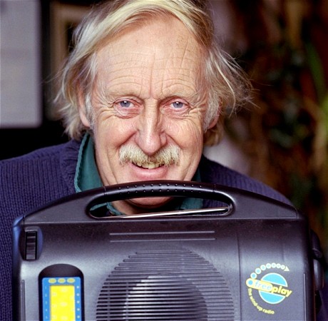 Trevor Bayliss Wind Up Radio Trevor Baylis Inventor NYSNIB