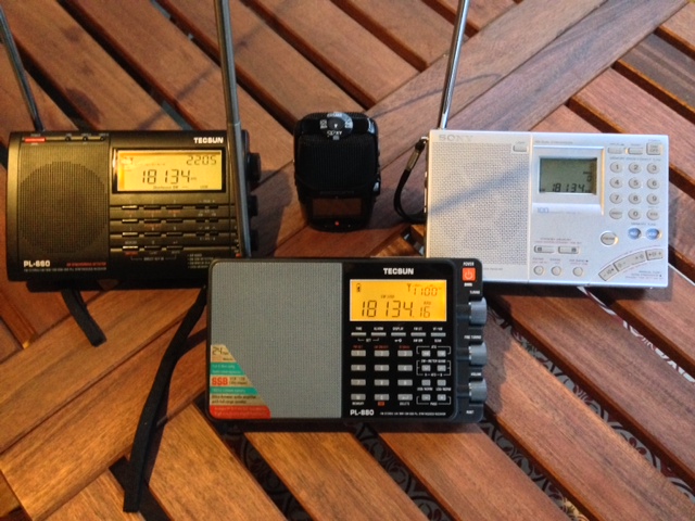 A review of the Tecsun PL-880 portable shortwave radio