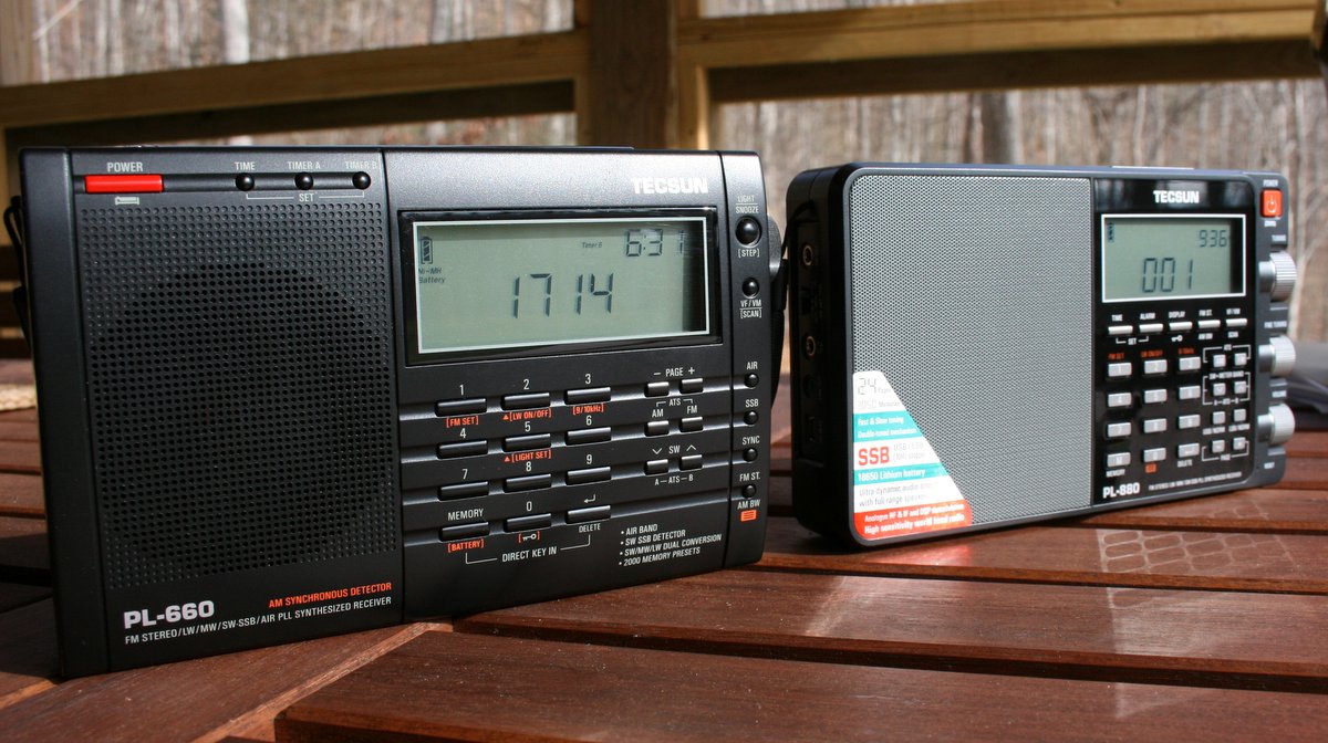 A review of the Tecsun PL-880 portable shortwave radio