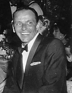 Frank_Sinatra_laughing