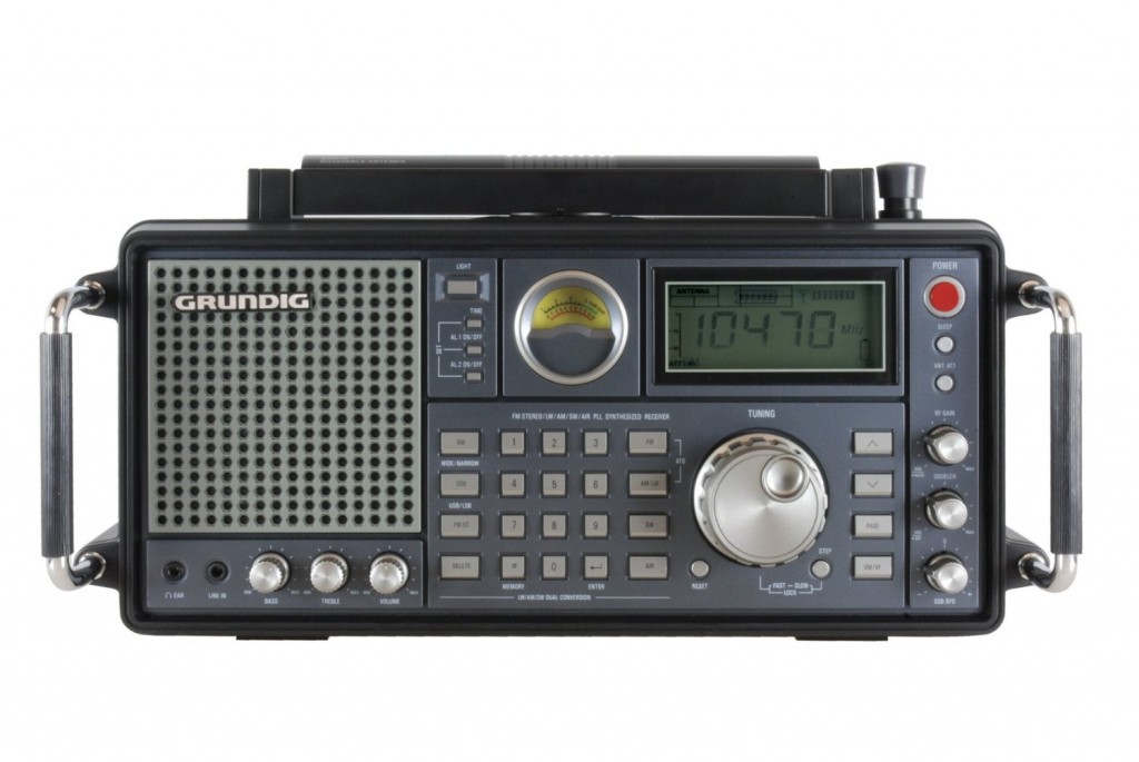 Grundig-Satellite-750