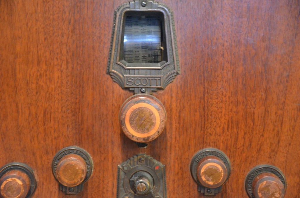 Scott-Console-Radio-Dial