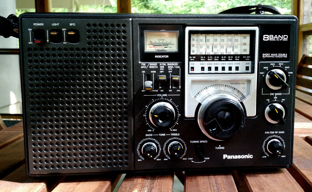 The Panasonic RF-2200: an early birthday gift | The SWLing Post