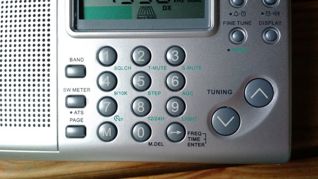 Sangean-ATS-405-Keypad