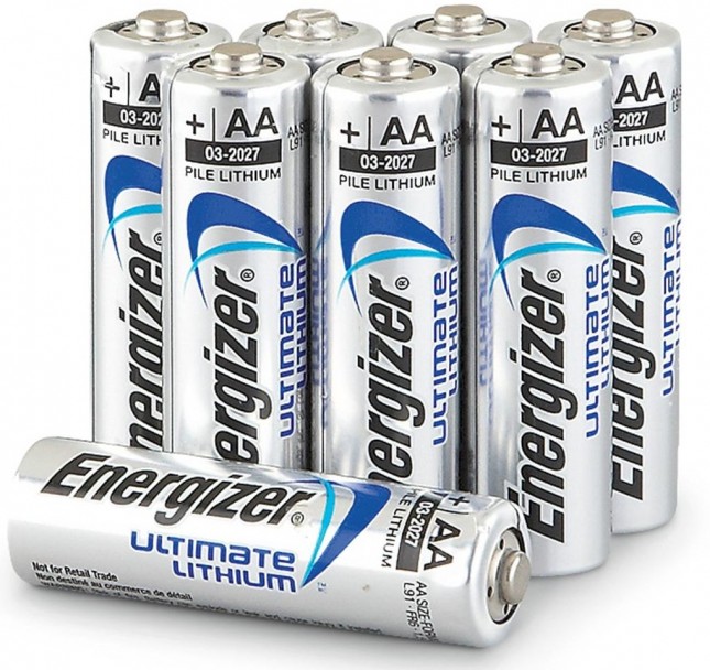 Energizer Ultimate Lithium AA Batteries, 8 Pack Lithium (Li) 