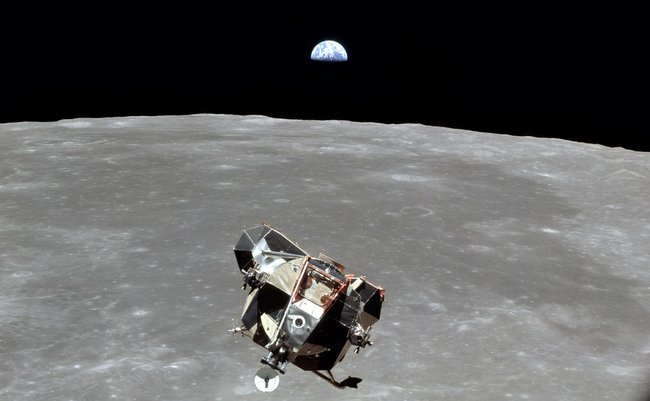 Apollo_11_lunar_module-001