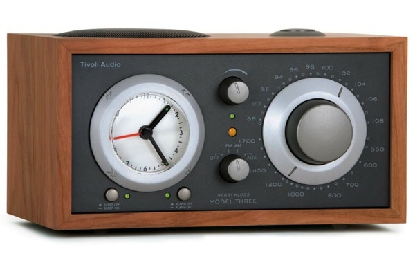 tivoli-model-3-radio