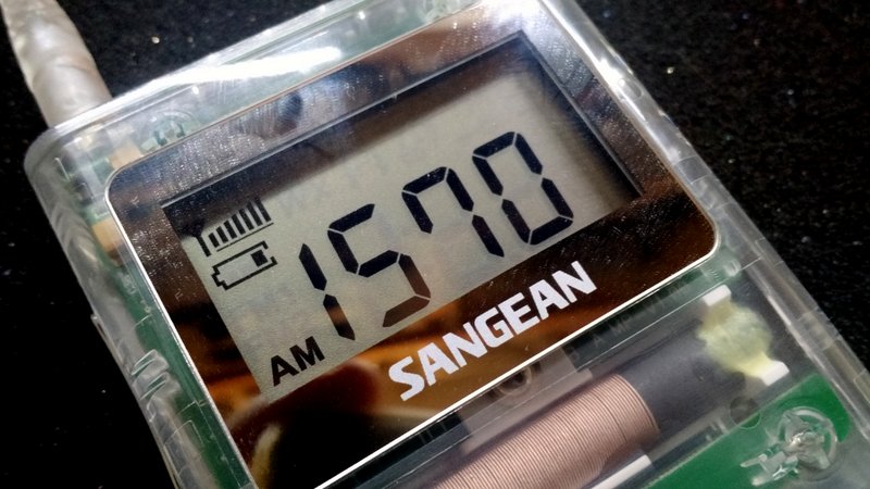 Sangean-DT160CL-BatteryIndicator