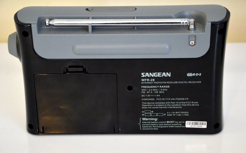 Sangean-WFR-28-Back