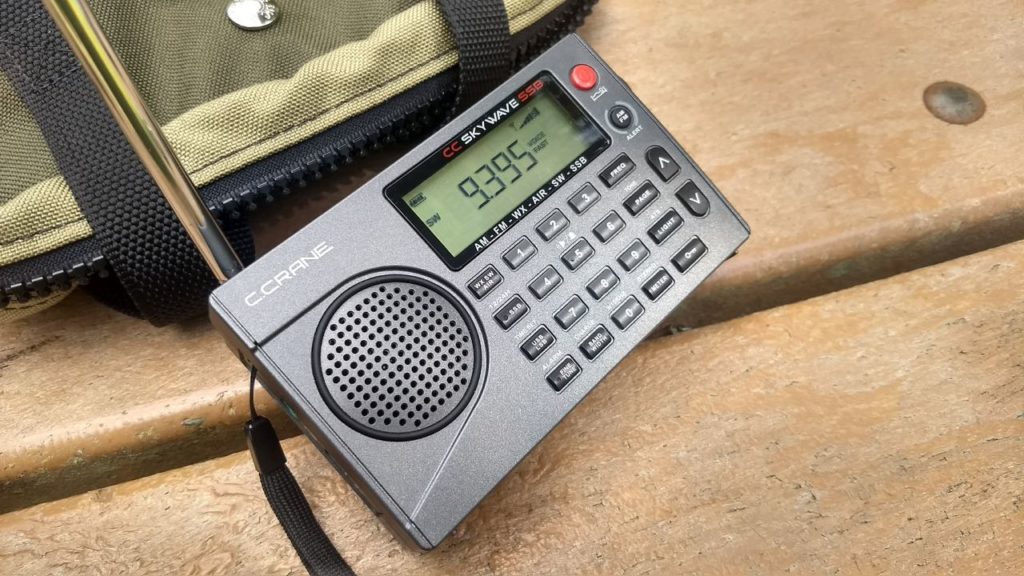 travel radio pocket