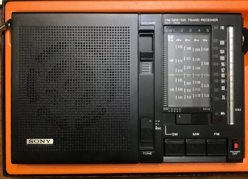 eBay: Julian spots an excellent condition Sony ICF-7600A complete 