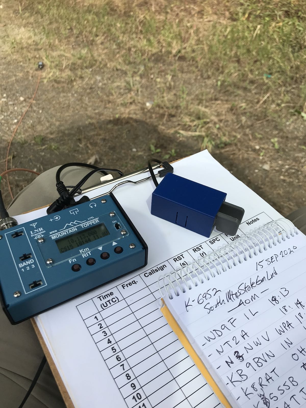 Photos: Comparing sizes of the Mountain Topper MTR-4B, MTR-3B, and Elecraft  KX2