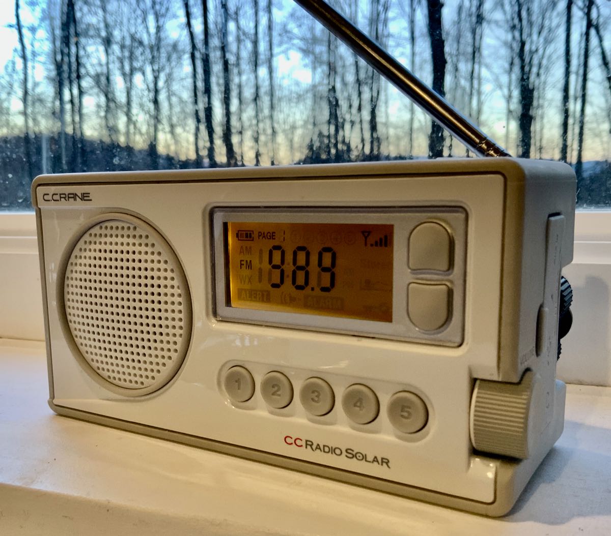 CCRadio Solar Digital AM, FM, Weather + Alert Windup Emergency Radio