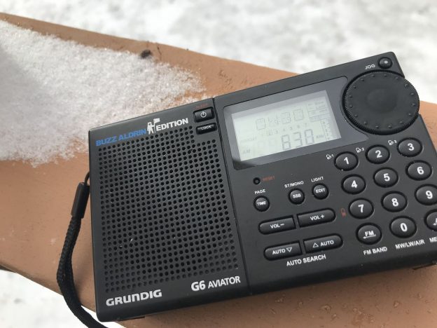 How to clean sticky radios | The SWLing Post