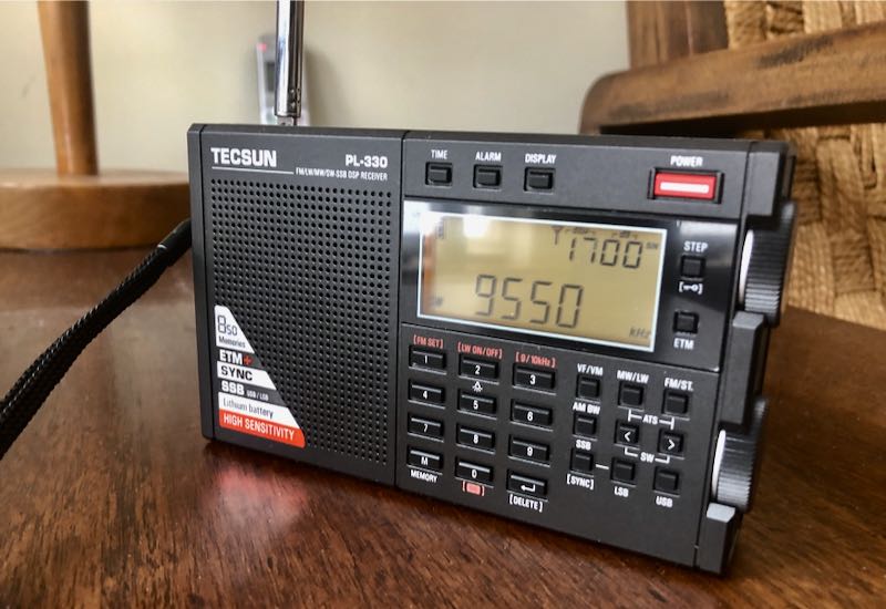 Tecsun PL-330 - Multiband Digital Receiver