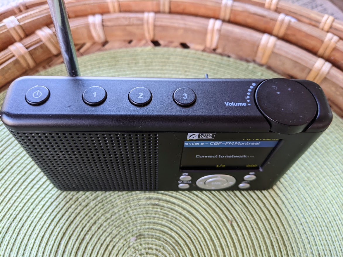  Ocean Digital WR-336F Wi-Fi Internet FM Radio portátil