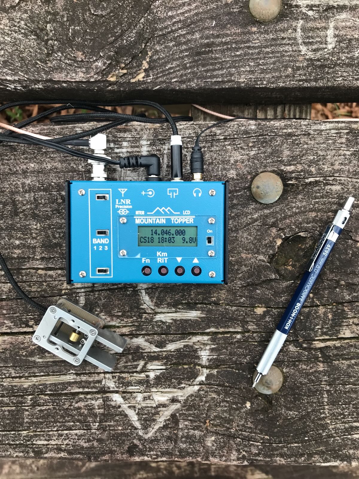 Photos: Comparing sizes of the Mountain Topper MTR-4B, MTR-3B, and Elecraft  KX2