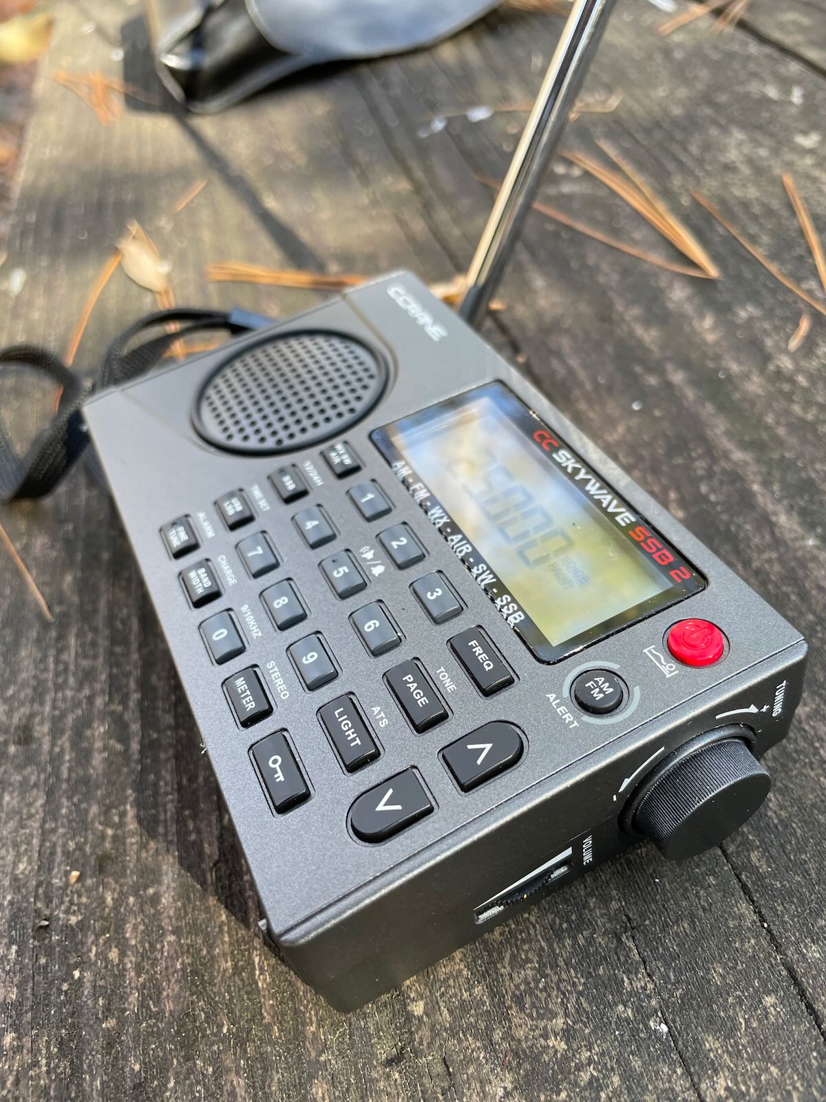 The C.CRANE Skywave SSB Shortwave radio - connect outside antenna using a  passive RE-TRANSMITTER 